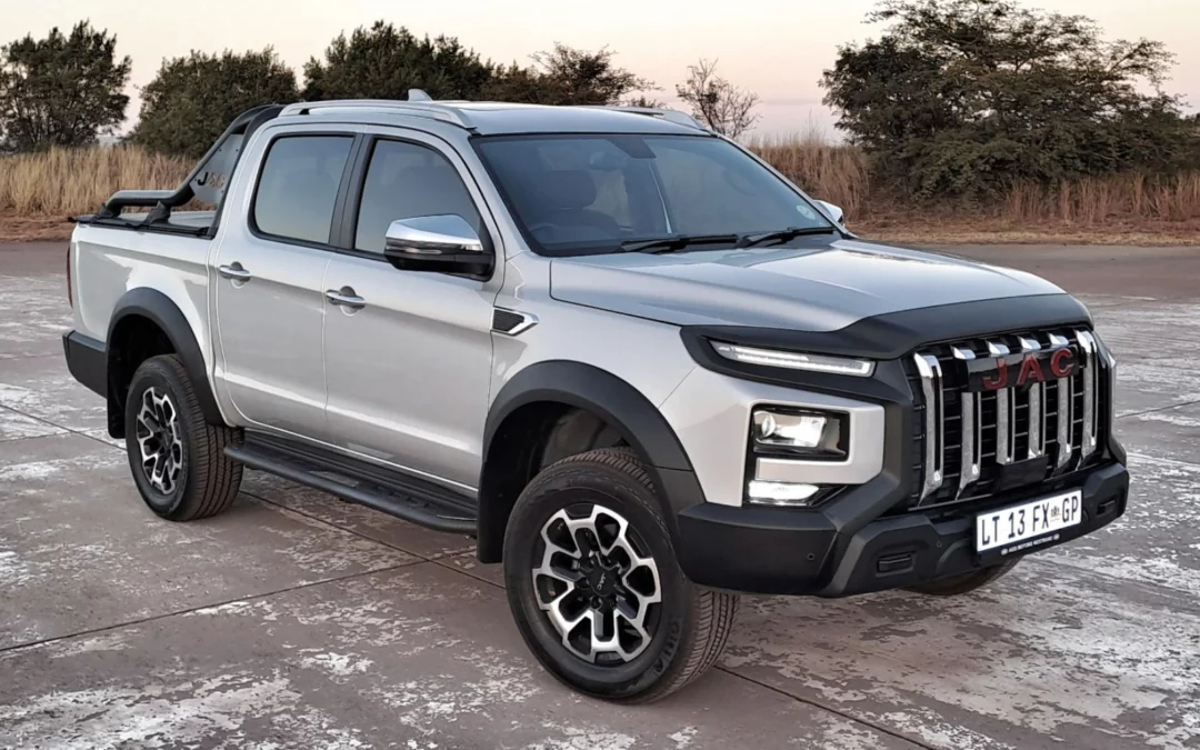 JAC T9 shows Chinese bakkies can threaten Hilux and Ranger